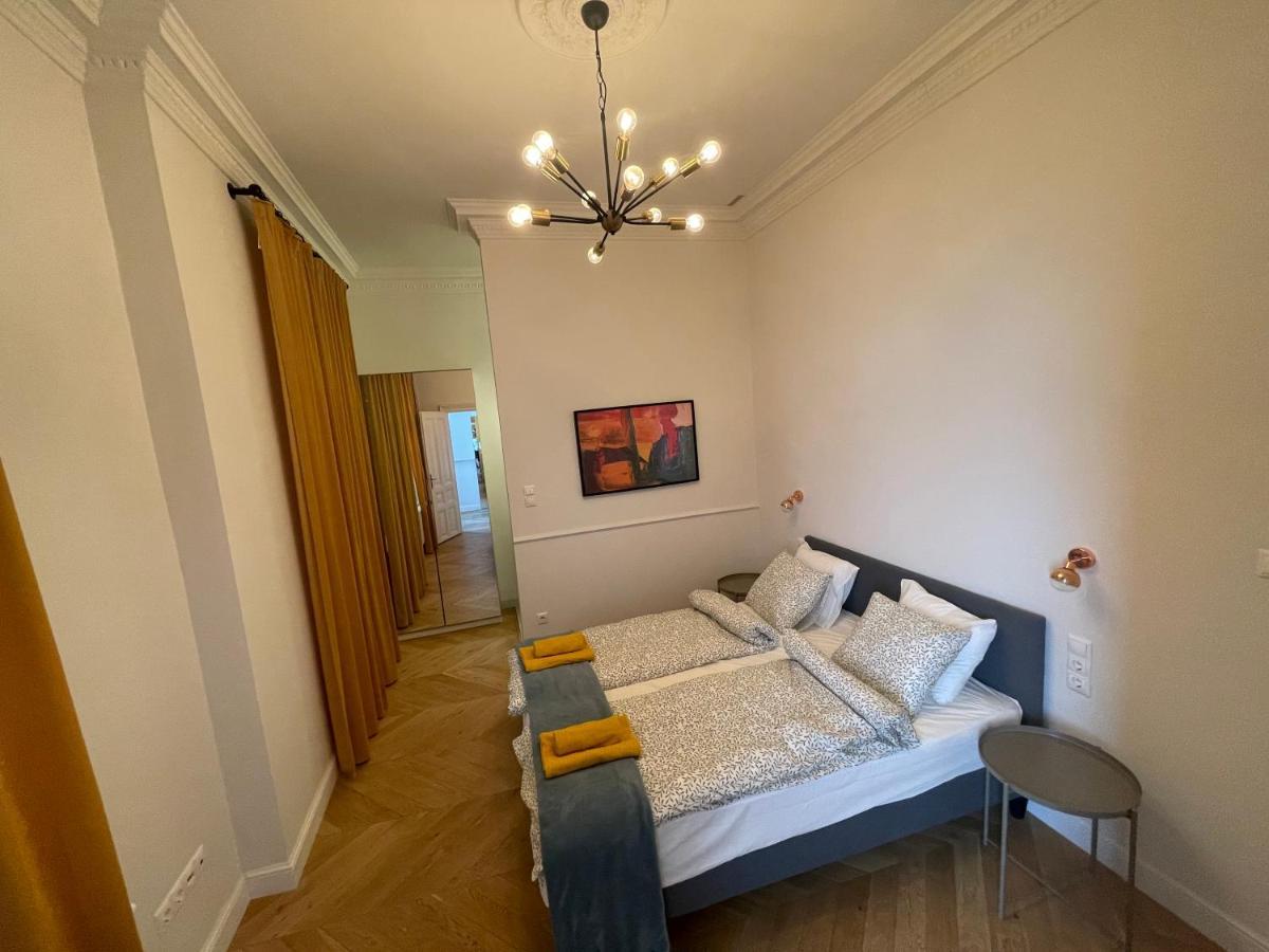City Center 3, Elegant And Cozy 2Br In City Center! Budapeşte Dış mekan fotoğraf